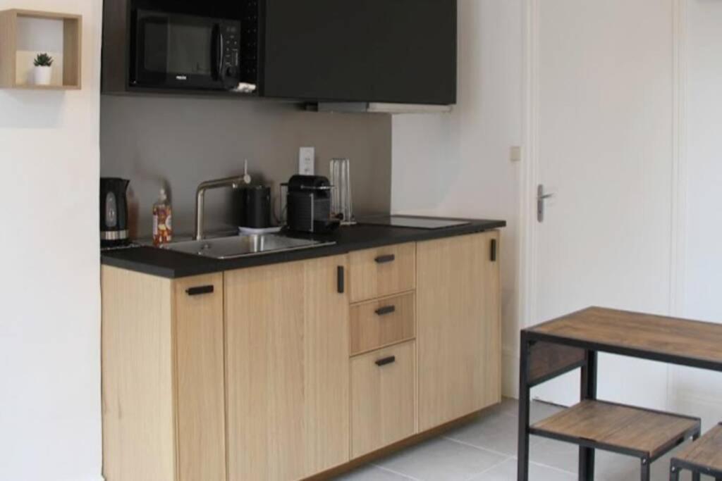 Ferienwohnung L'Escapade De Lyon, Charpennes, Jacuzzi Et Emplacement Ideal Villeurbanne Exterior foto